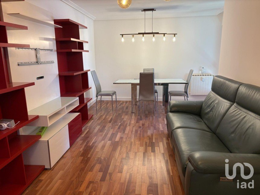Appartement 3 chambres de 112 m² à León (24002)