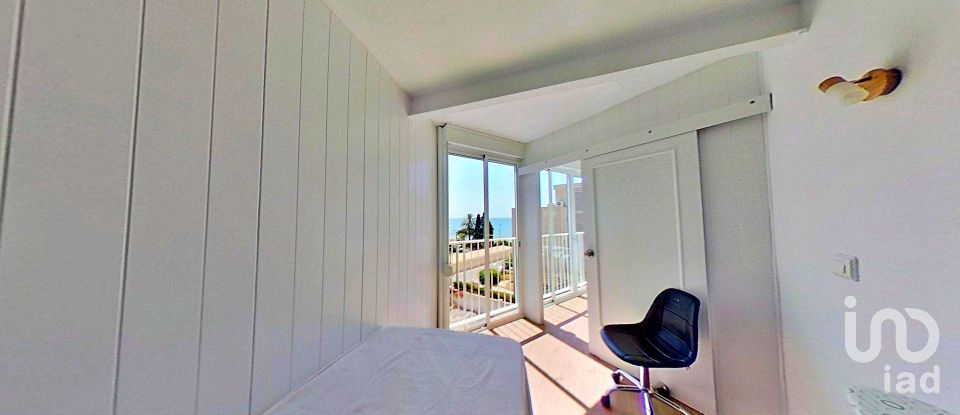 Pis 4 habitacions de 85 m² a Playa Muchavista (03560)