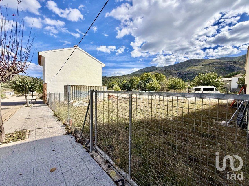 Terreno urbano de 126 m² en La Vall D' Ebo (03789)