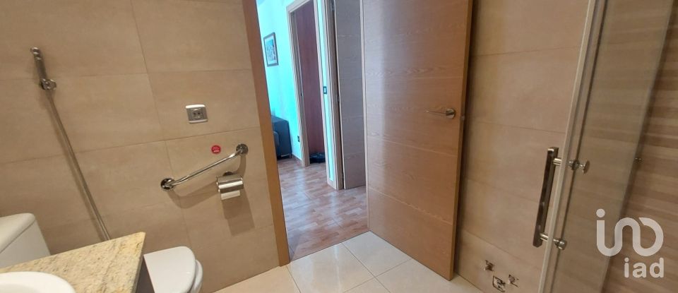 Casa 3 habitacions de 57 m² a Torrevieja (03184)