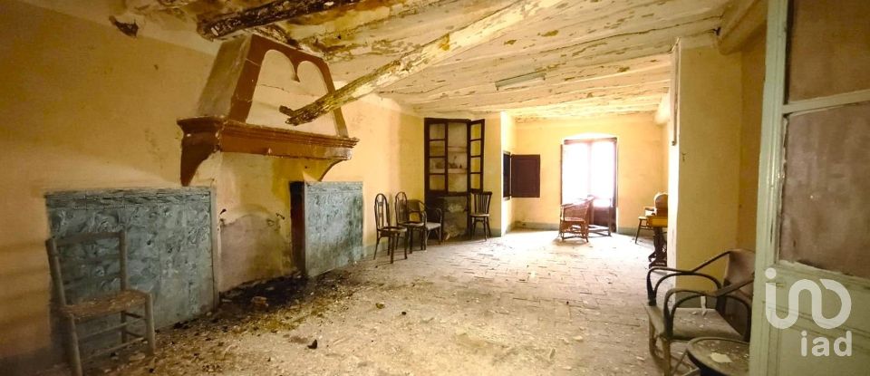 Casa 8 habitacions de 924 m² a Batea (43786)