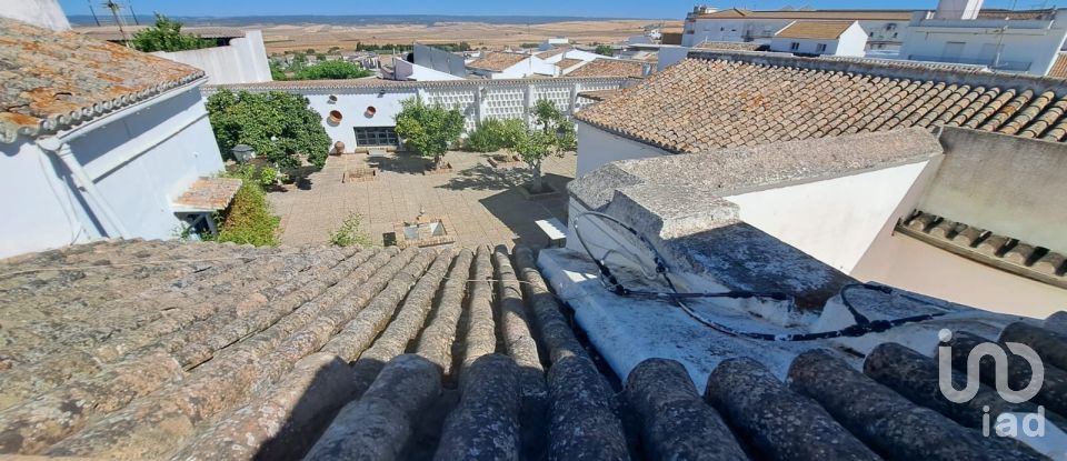 House 8 bedrooms of 606 m² in Villalba del Alcor (21860)