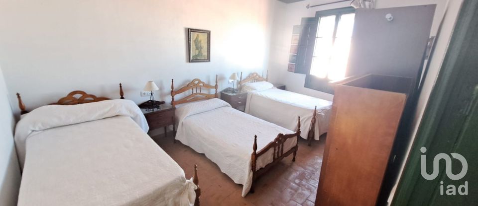 House 8 bedrooms of 606 m² in Villalba del Alcor (21860)