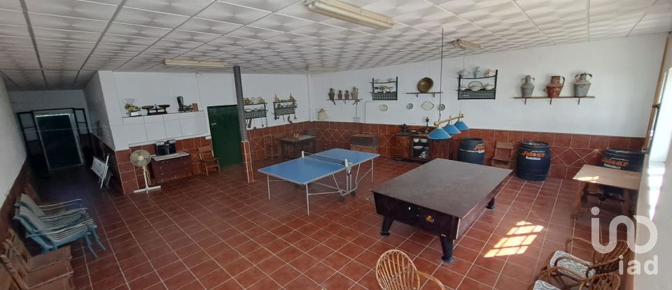 House 8 bedrooms of 606 m² in Villalba del Alcor (21860)