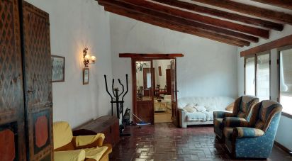 Mansion 6 bedrooms of 691 m² in San Esteban de Litera (22512)