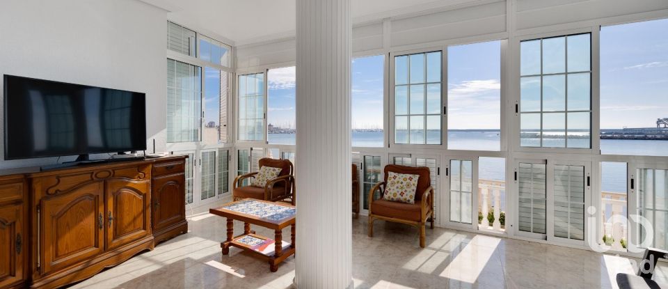 Piso 4 habitaciones de 146 m² en Torrevieja (03185)