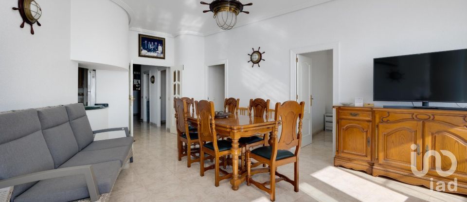 Piso 4 habitaciones de 146 m² en Torrevieja (03185)