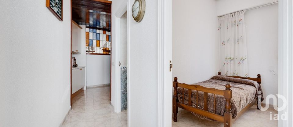 Piso 4 habitaciones de 146 m² en Torrevieja (03185)