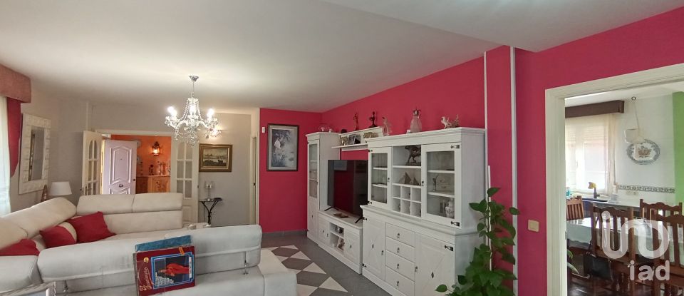 Casa 5 habitaciones de 262 m² en Meco (28880)