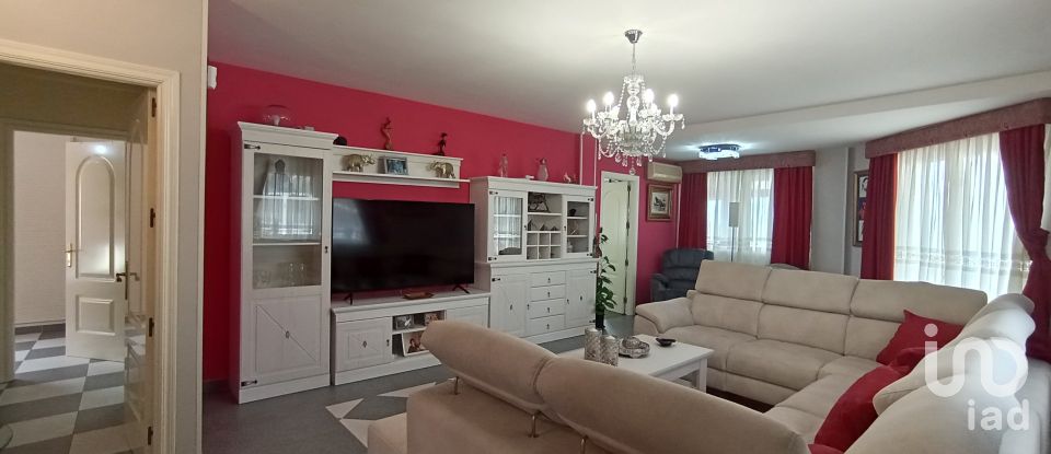 Casa 5 habitaciones de 262 m² en Meco (28880)