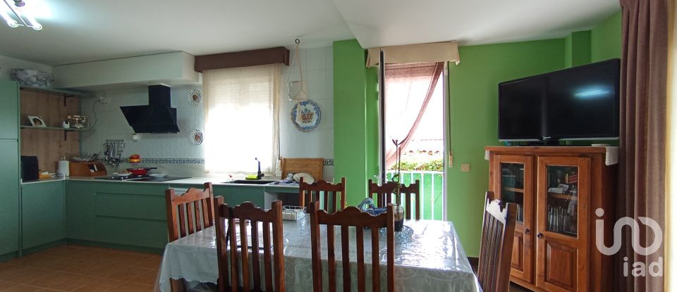 Casa 5 habitaciones de 262 m² en Meco (28880)