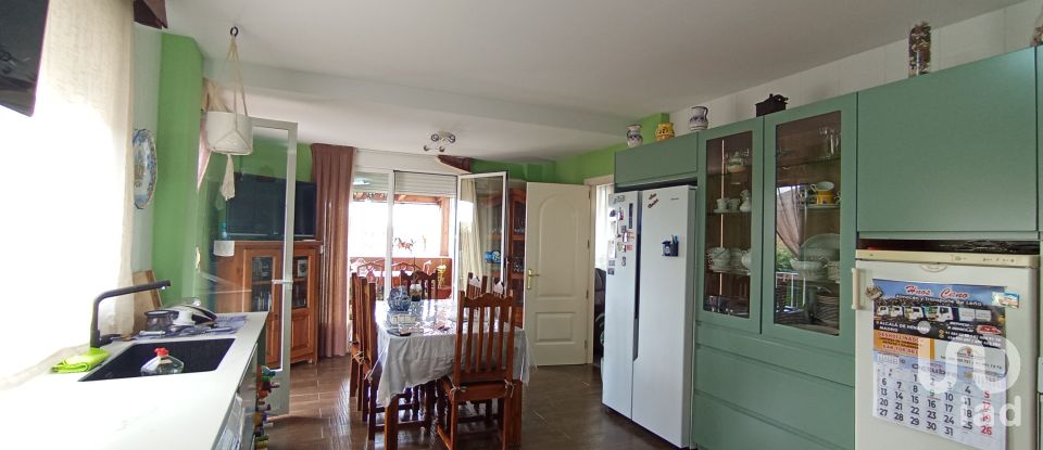 Casa 5 habitaciones de 262 m² en Meco (28880)