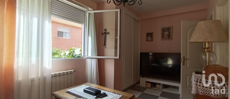 Casa 5 habitaciones de 262 m² en Meco (28880)