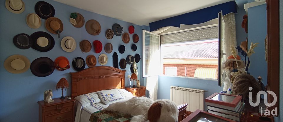 Casa 5 habitaciones de 262 m² en Meco (28880)