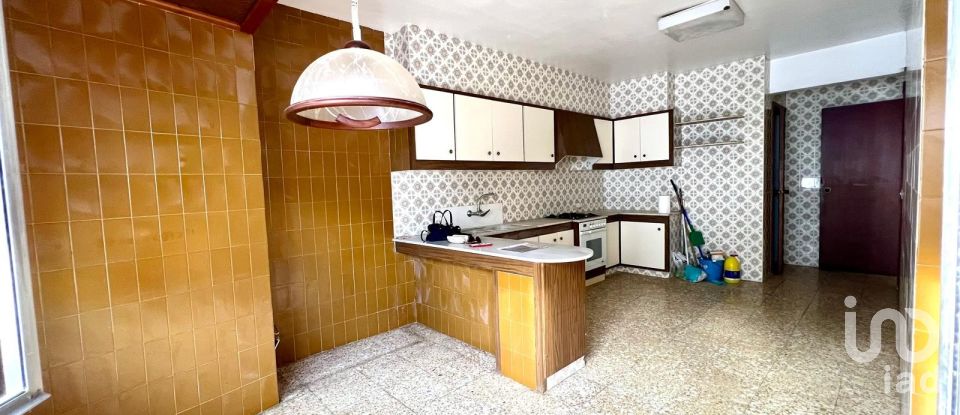 Pis 5 habitacions de 165 m² a Sant Carles de La Rapita (43540)