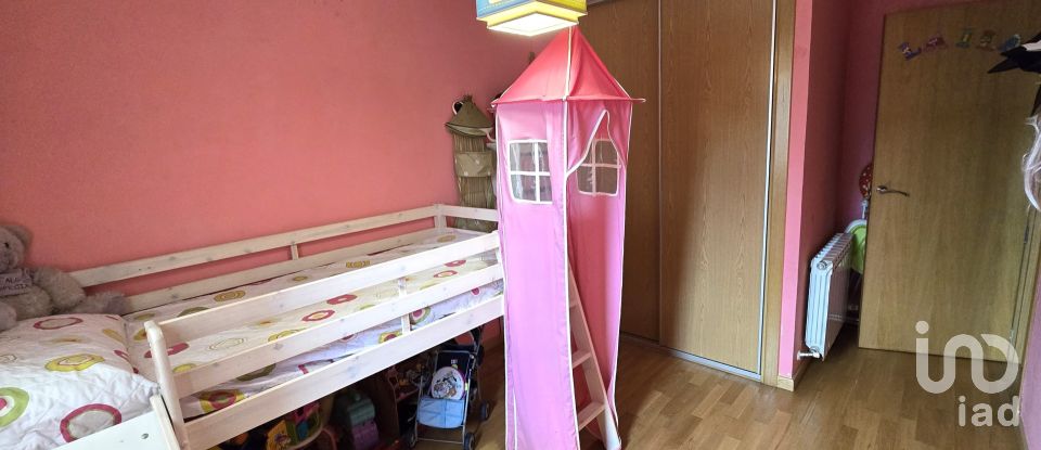 Casa 4 habitacions de 245 m² a Pioz (19162)