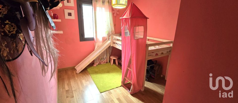 Casa 4 habitacions de 245 m² a Pioz (19162)