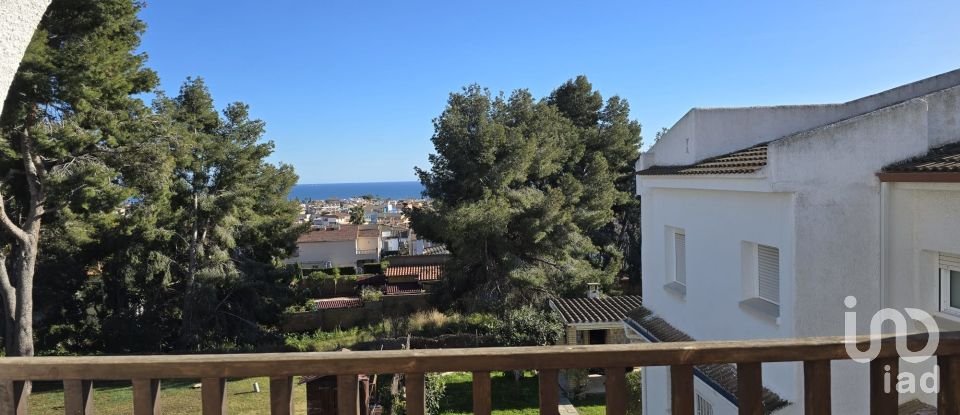 Casa 4 habitacions de 214 m² a Segur de Calafell (43882)