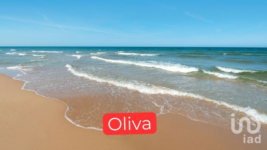 Piso 4 habitaciones de 120 m² en Oliva (46780)