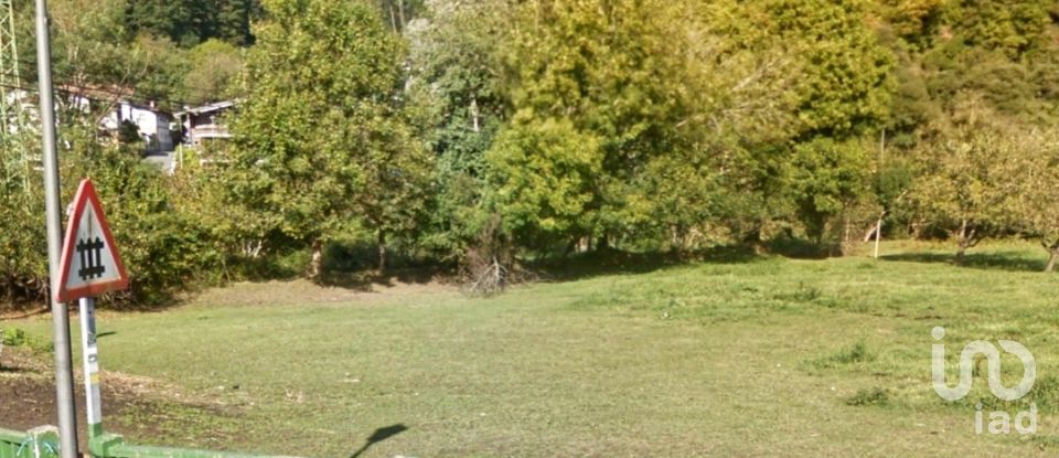 Terreno urbano de 3.075 m² en Zaramillo (48820)