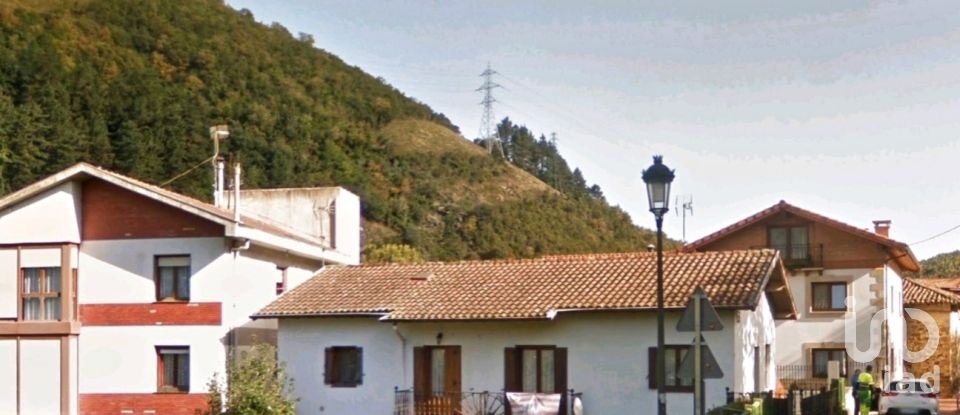 Terreno urbano de 3.075 m² en Zaramillo (48820)