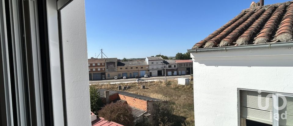 Piso 2 habitaciones de 55 m² en Veguellina de Orbigo (24350)