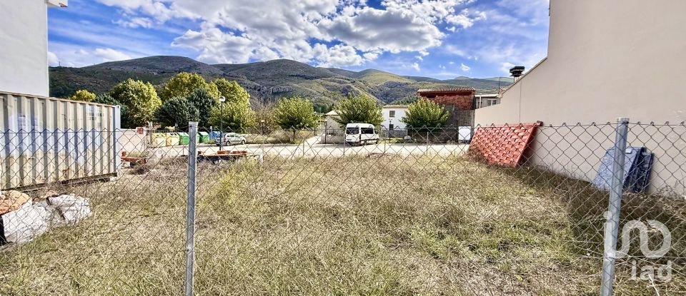Terreno urbano de 151 m² en La Vall D' Ebo (03789)