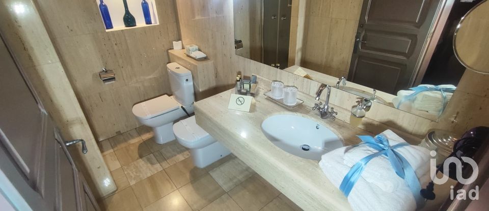 Casa rural 6 habitaciones de 432 m² en Valderrobres (44580)