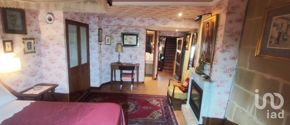 Casa rural 6 habitaciones de 432 m² en Valderrobres (44580)