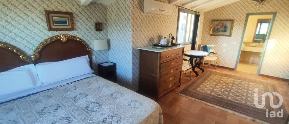 Casa rural 6 habitaciones de 432 m² en Valderrobres (44580)