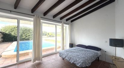 Chalet 4 habitaciones de 212 m² en Partida La Cometa (03724)