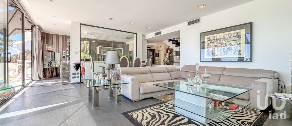 Casa 4 habitacions de 265 m² a Sitges (08870)