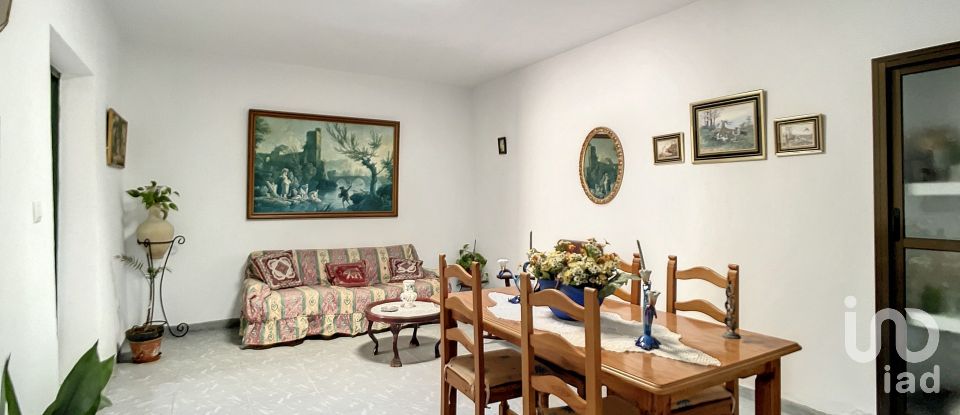 Casa de poble 6 habitacions de 180 m² a Tahivilla (11392)