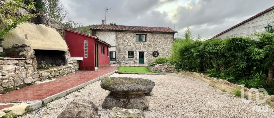 Casa 2 habitaciones de 120 m² en Celas (15198)