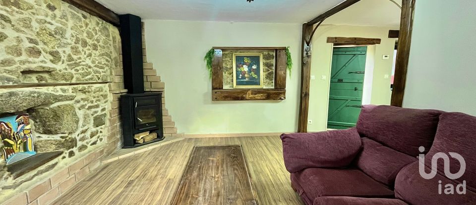 Casa 2 habitaciones de 120 m² en Celas (15198)