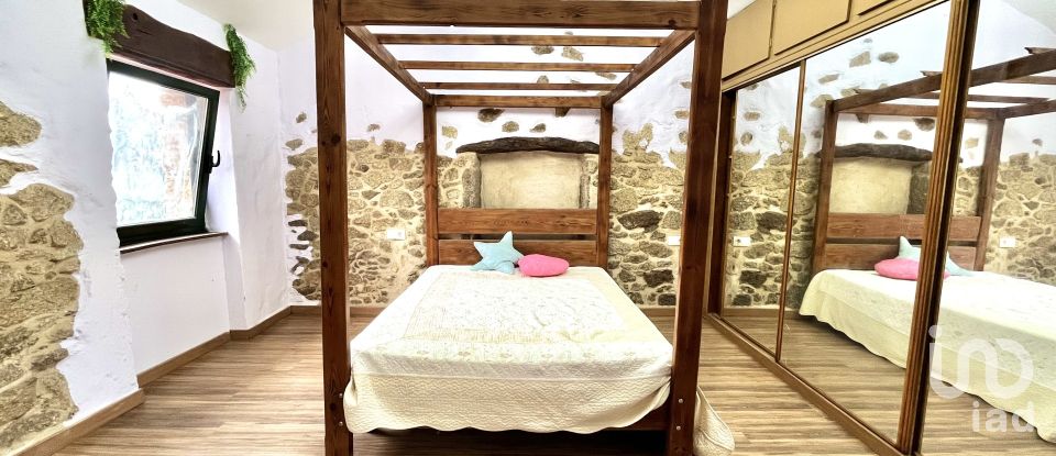 Casa 2 habitaciones de 120 m² en Celas (15198)