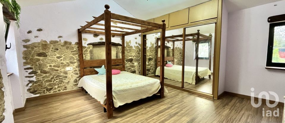 Casa 2 habitaciones de 120 m² en Celas (15198)