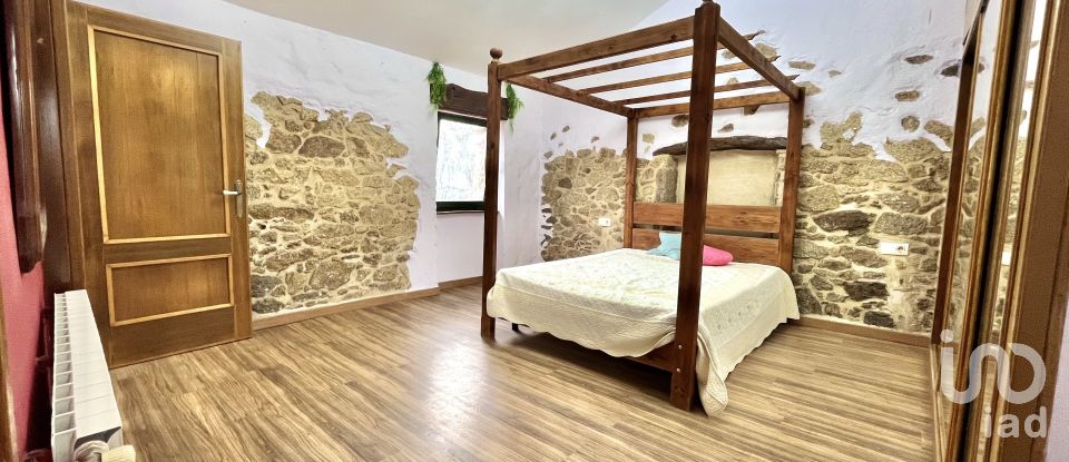 Casa 2 habitaciones de 120 m² en Celas (15198)