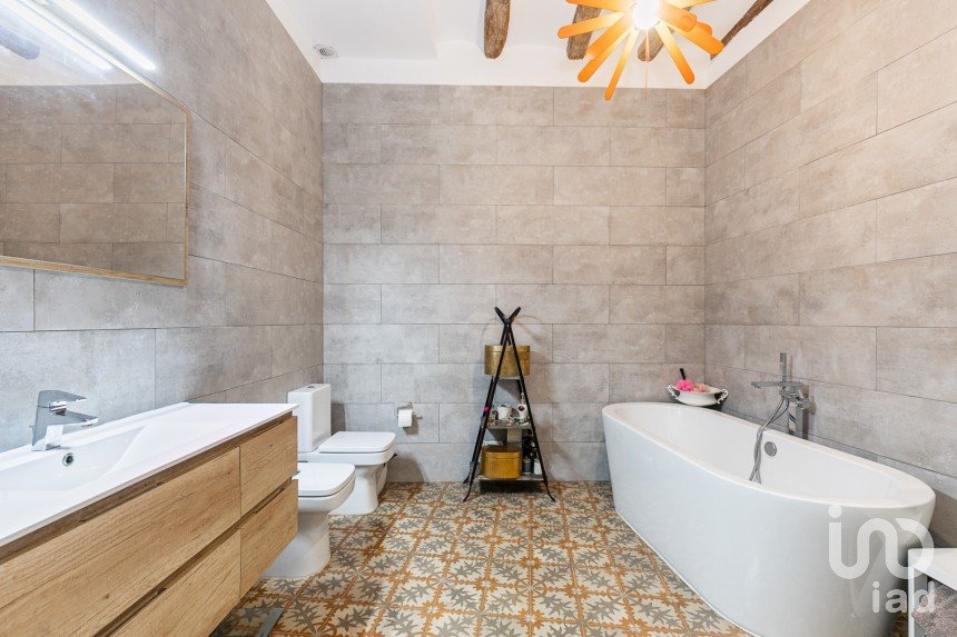 Pis 2 habitacions de 102 m² a Barcelona (08002)