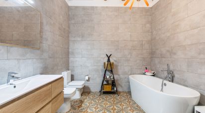 Pis 2 habitacions de 102 m² a Barcelona (08002)