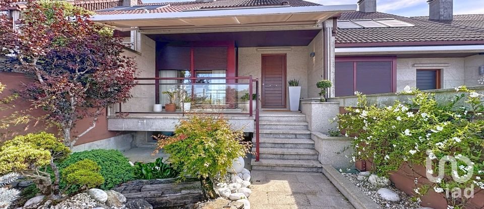 Châlet 5 chambres de 300 m² à Balea (36988)