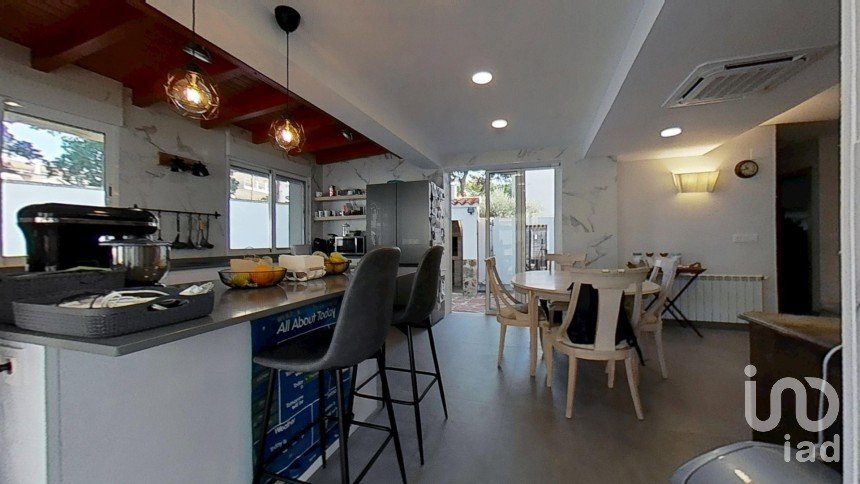 Casa/villa 4 habitacions de 188 m² a Benicasim (12560)