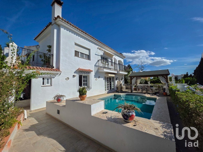 House 6 bedrooms of 500 m² in Málaga (29190)