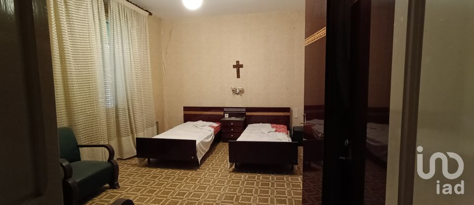 Casa 15 habitaciones de 985 m² en Santa Maria de Corcó (08511)