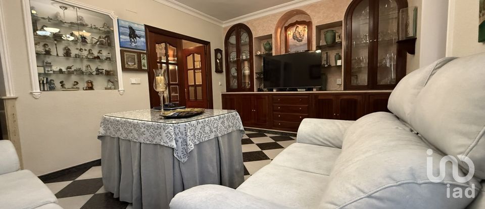 Piso 4 habitaciones de 129 m² en Lepe (21440)