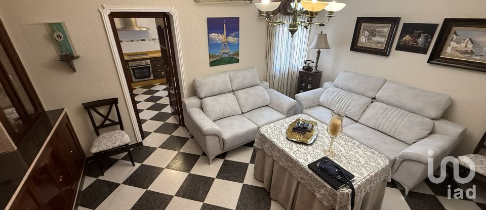 Piso 4 habitaciones de 129 m² en Lepe (21440)