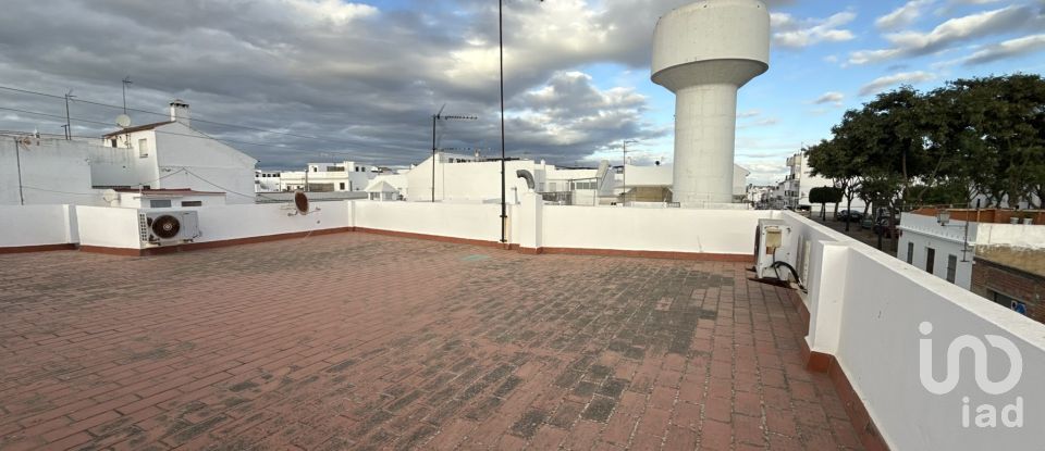 Piso 4 habitaciones de 129 m² en Lepe (21440)