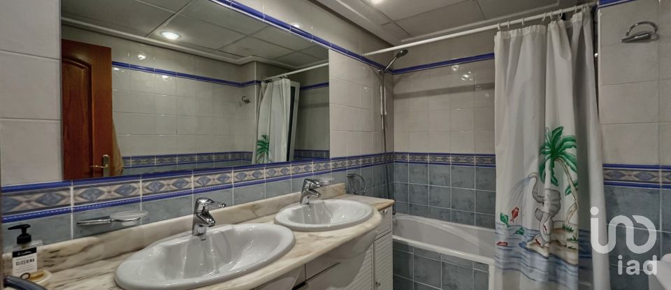 Pis 6 habitacions de 230 m² a Elda (03600)