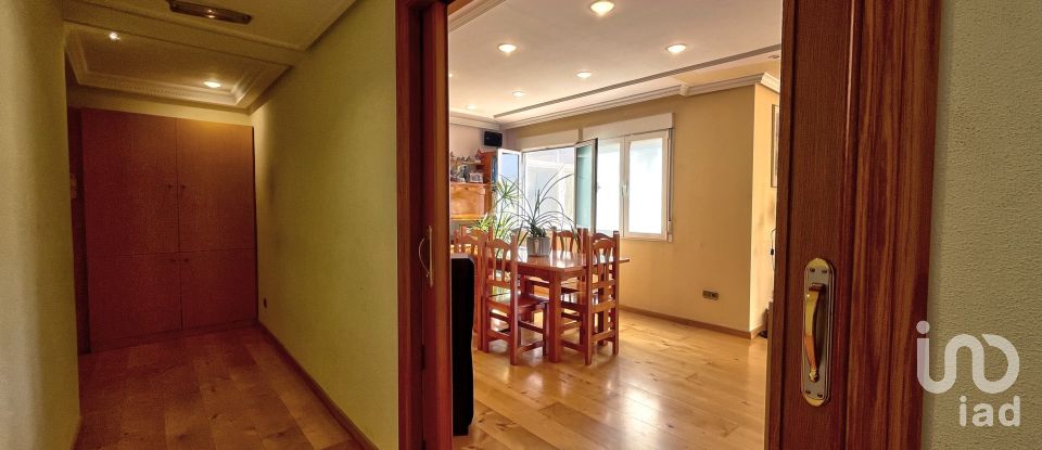 Pis 6 habitacions de 230 m² a Elda (03600)