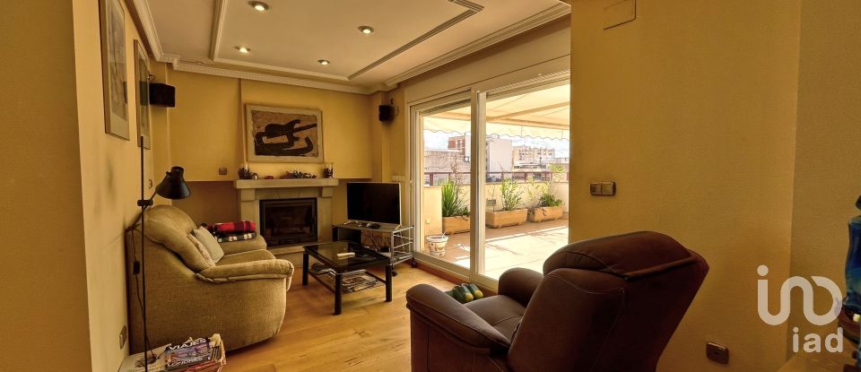 Pis 6 habitacions de 230 m² a Elda (03600)